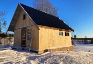 Tiny house av eget virke och lera, del 2